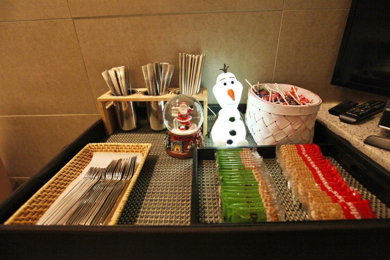 Changwon At Business Hotel Exterior photo